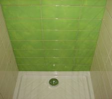 Salle d'eau &agrave; l'&eacute;tage