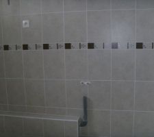 Faience et carrelage de la SDB : emplacement du futur lavabo dble vasque ...