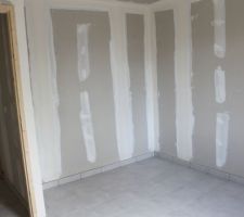Le bureau de JM au fond à droite