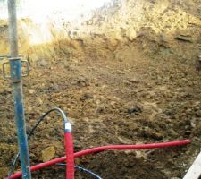 Et voila l autre coté il est 18h30 la journée aetai riche en emotion la suite samedi prochain les dimensions de la terrasse sont 8 metres de la large et 6 metres de long !!!