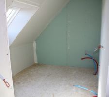 Salle de bain &eacute;tage