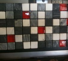 MOSAIQUE POUR LE SOL DE LA DOUCHE ITALIENNE DE LA SDB DES FILLES