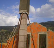 Montage du conduit de chemin&eacute;e