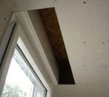 Problème avec porte fenêtre hauteur 2150 le coffre volet se retrouve dans le plafond