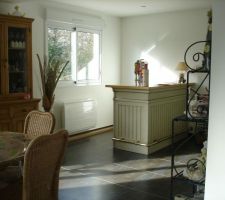 Vue avec carrelage pos&eacute;