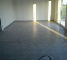 Carrelage de la pi&egrave;ce &agrave; vivre
