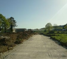 Cr&eacute;ation du chemin d'acc&egrave;s provisoire en tout venant.