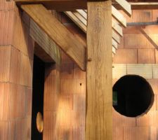 La potence, après traitement fongicide-insecticide et lasure d'imprégnation incolore