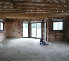 De l'intérieur, ça prend forme