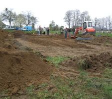 On commence à se rendre compte de l'emprise de la maison sur le terrain