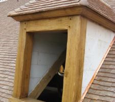 Lucarne après 1ère couche de finition incolore