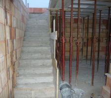 Escalier d&eacute;coffr&eacute;