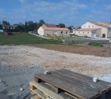 Terrassement emplacement piscine