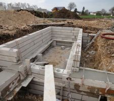 La belle cave prend forme doucement..