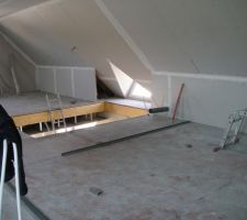 Vue de l'étage depuis la salle de bain