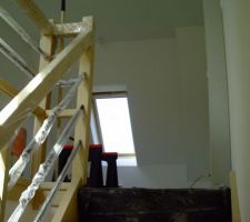 Sous couche étage vue escalier.