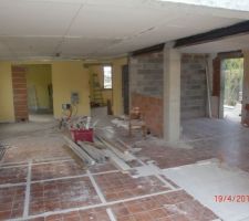L'interieur terminé, reste le carrelage a faire sauter