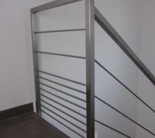 Rampe d'escalier artisanale