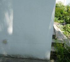 Fissure en façade au niveau de la dalle du RDC