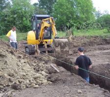 Terrassement des fouilles pour les fondations
