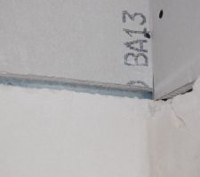 S&eacute;paration Pl&acirc;tre - placo dans la cage d'escalier
