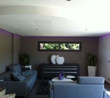 Salon (avec la led en marche)