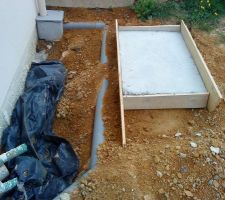 Socle béton pour la future pompe à chaleur