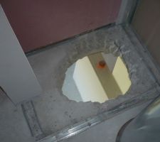 09/05/11 : Trou conduit poele agrandit