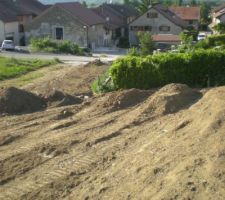 Terrassement en cours de finition