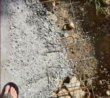 20 cm de béton et ferraillage...