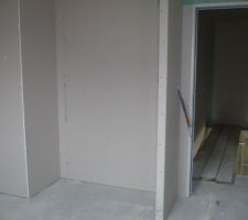 11/05/11 : Placo chambre 3