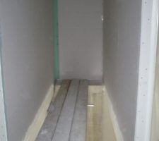 11/05/11 : Placo escalier