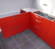 Cuisine schmidt arcos rouge meuble type "130"