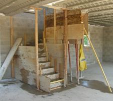 Escalier beton coulé !