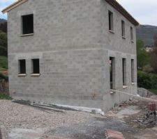 Seuils de fenetres scellés