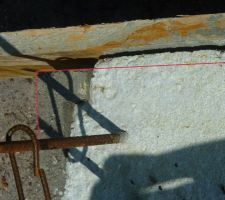 Le probléme d'alignement sur l'un des angles de la maison coté garage.