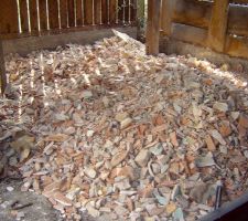 Les gravats des murs