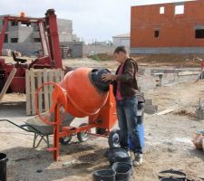 Mon fournisseur de b&eacute;ton - 1 sac de ciment   10 seau de m&eacute;lange