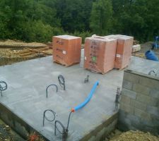 Nous pouvons dire qu'a ce stade nous sommes tres satisfait des ouvriers, travail propre, chantier impeccable