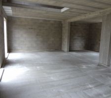 Coulage de la dalle sur l'isolant