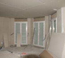 Et c'est parti pour le placo. &ccedil;a commence &agrave; prendre forme !!!