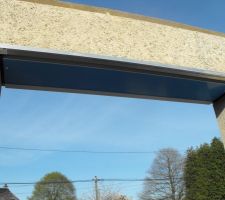 Tous les titans sont pos&eacute;s