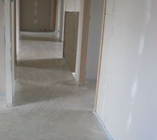 Couloir &eacute;tage chape