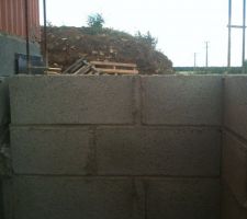 Le haut de l'escalier ext&eacute;rieur