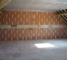 Joints verticaux bouch&eacute;s