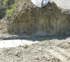 Les fondations du double mur
