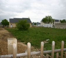 Vue avant (depuis la rue)