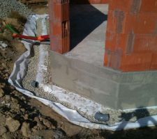 Positionnement des coudes de raccordement entre chaque tuyau d'épandage