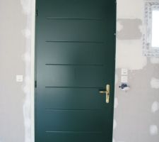 Porte d' entrée vue de l'intérieur