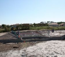 Fondations avant la dalle coul&eacute;e